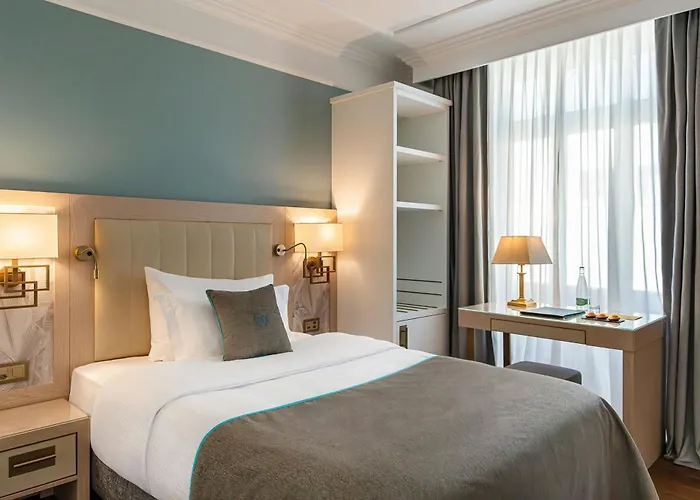 Grand Hotel Suisse Majestic, Autograph Collection
